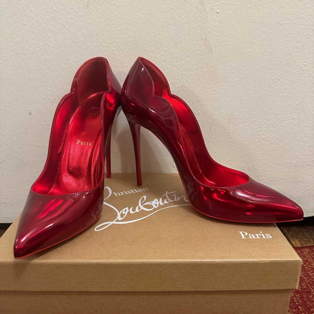 Red Hot Chick 100 Christian Louboutin size 40